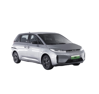 BYD Pure Electric Taxi D1 имеет дальность 418 км и электрические раздвижные двери
